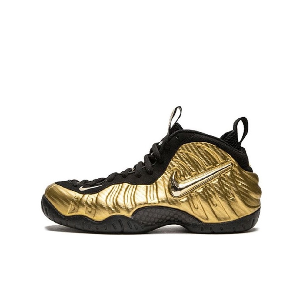 Nike Youth Size 6.5Y Women’s 8 Air Foamposite Sneakers Shoes 644792-701 Gold